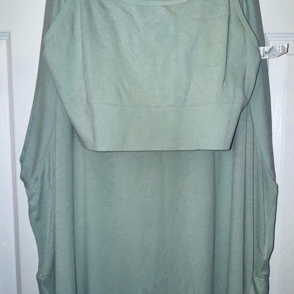 Old Navy Women's Tank/Crop Combo - Light Green